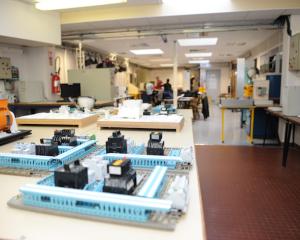 Salle systemes de mesure CFA Delépine 2